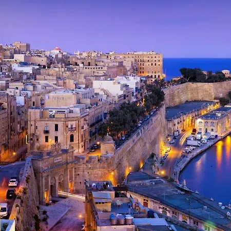 Cozy 3 Bedrooms Flat In Paceville *