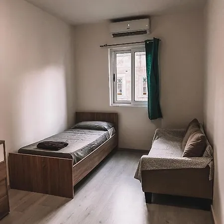 Cozy 3 Bedrooms Flat In Paceville Apartman *